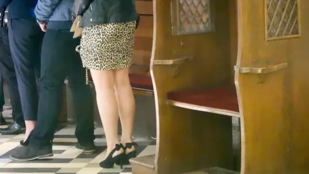 Czy palcówka to grzech? Odkryj kontrowersje i różne opinie