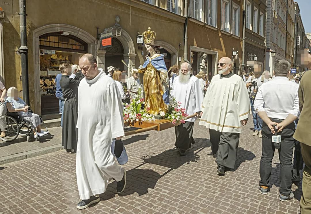 Czy w Boże Ciało trzeba iść do kościoła? Obowiązek czy wybór?