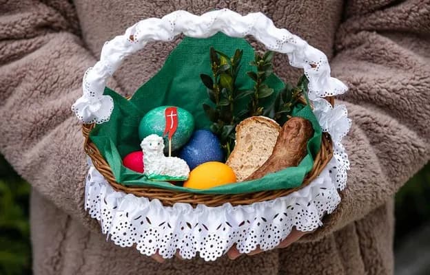 Jak modlitwa przy święceniu pokarmów może wzbogacić Twoje święta