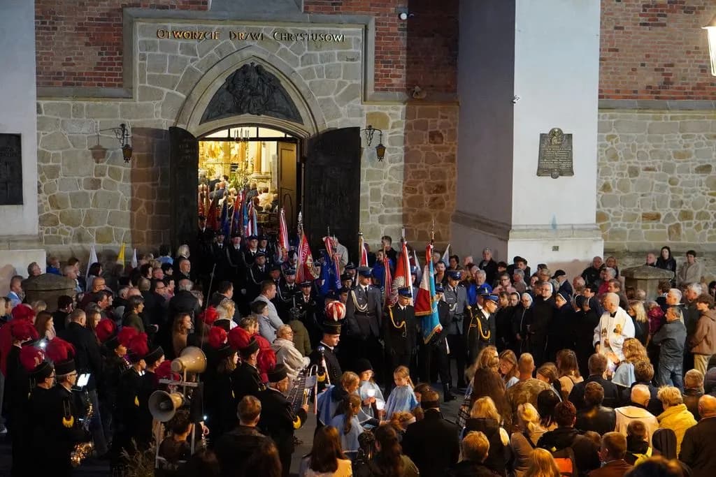 Ile trwa msza odpustowa? Zaskakujące różnice w czasie trwania