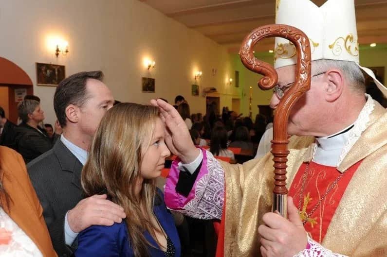 Co ile lat jest bierzmowanie i dlaczego warto je przyjąć?