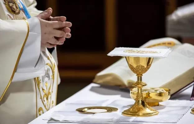 Czy sobota to dzień powszedni w Kościele? Odkryj jego znaczenie