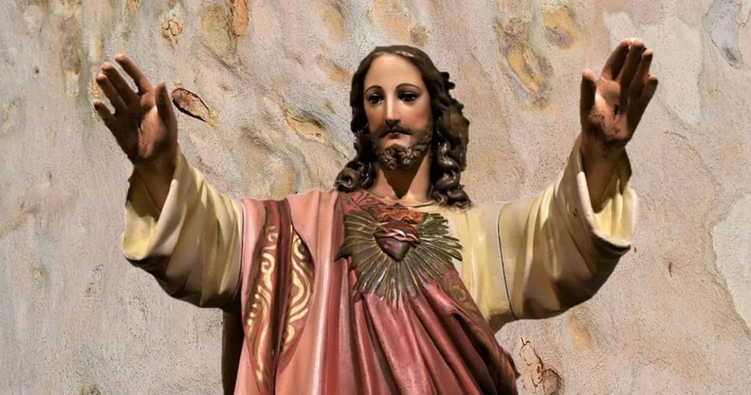 Jakie litanie odmawia się w czerwcu? Odkryj ich znaczenie i moc