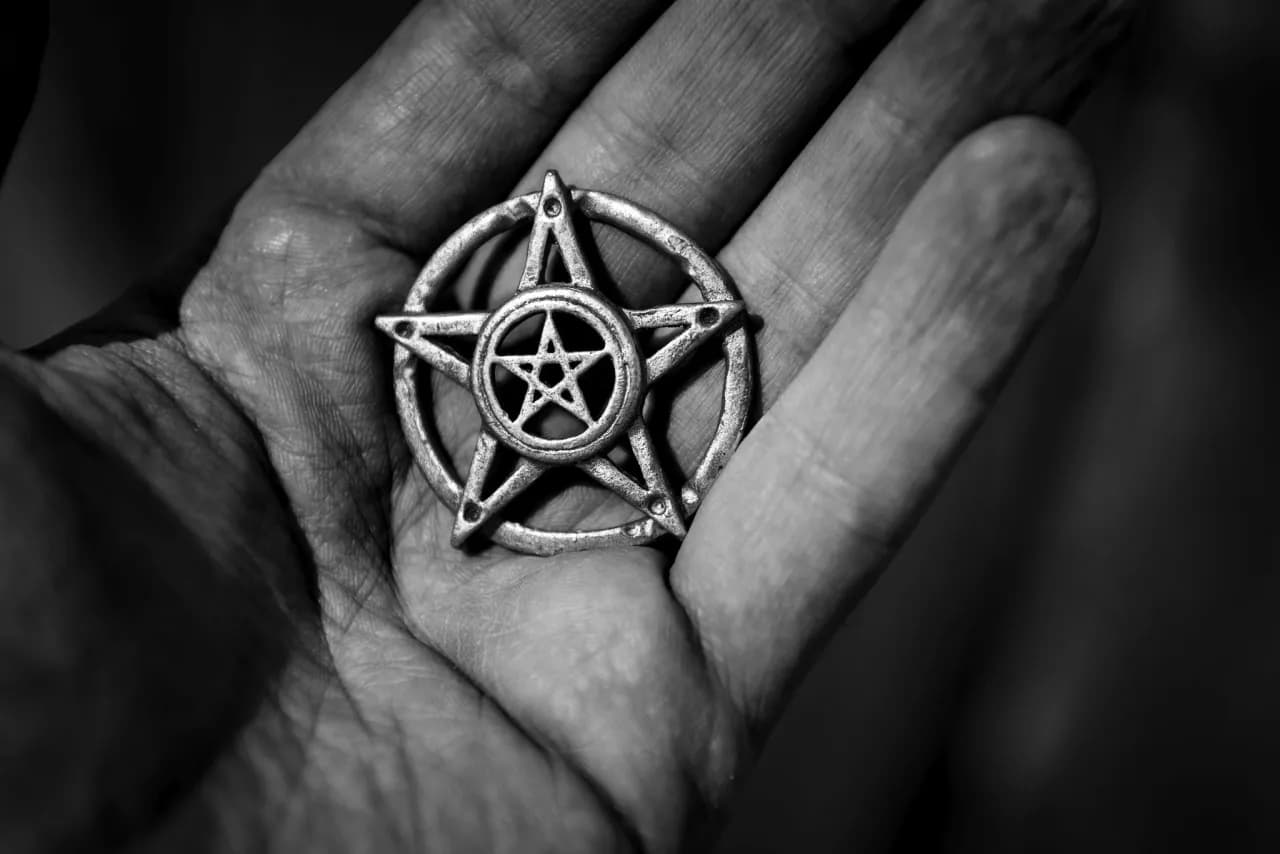 Kościół szatana w Polsce gdzie? Fakty o satanizmie i jego grupach