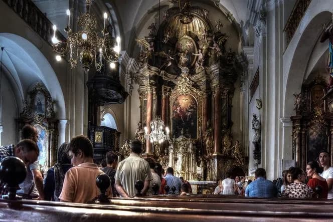 Czy msza w Wielką Sobotę jest obowiązkowa? Zasady Kościoła i konsekwencje