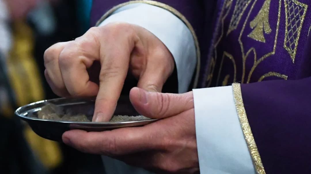 Czy msza w środę popielcową jest obowiązkowa? Oto prawda o uczestnictwie