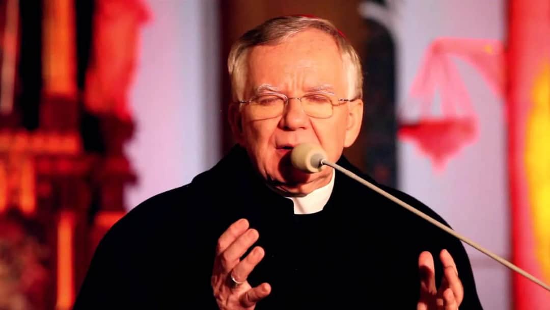 Czy spowiedź powszechna jest ważna? Wyjaśnienie zasad i znaczenia w Kościele