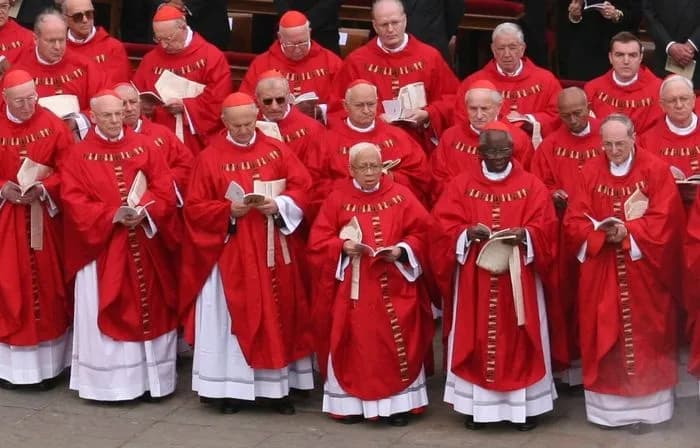 Obecni kardynałowie w Polsce: ich wpływ i znaczenie w Kościele