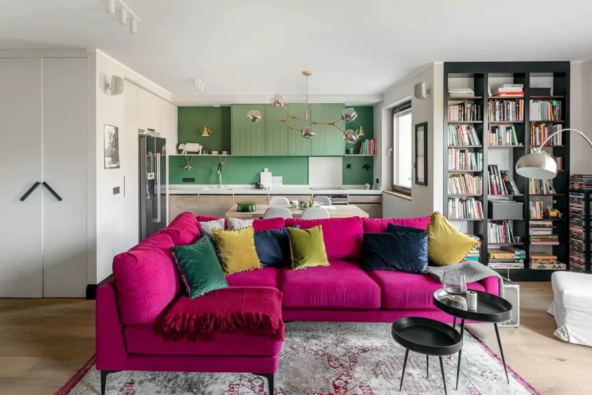 Kolor biskupi – jaki to odcień i jakie ma znaczenie w liturgii?