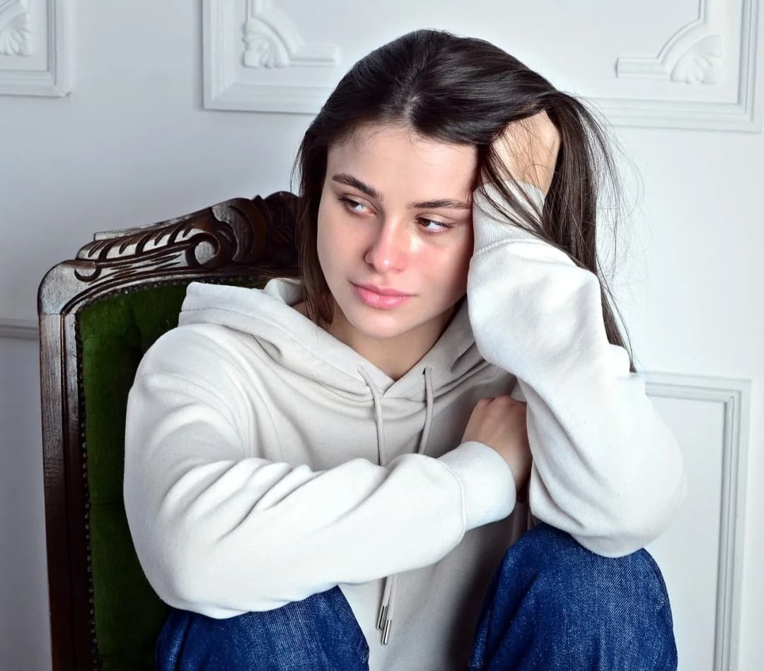 Modlitwa za męża który zdradza – jak znaleźć siłę i przebaczenie