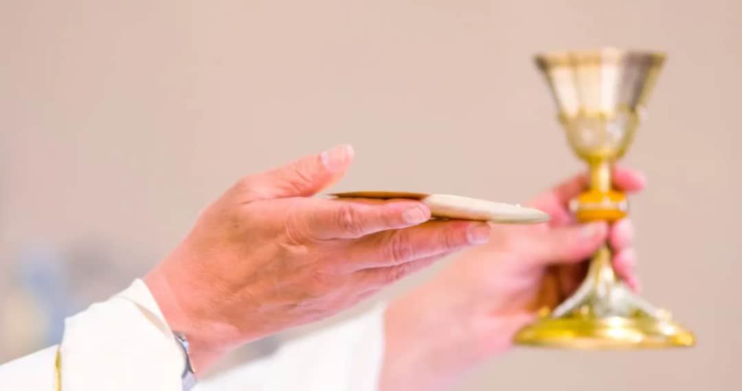 Jakie obowiązki ma świadek bierzmowania? Poznaj kluczowe role i znaczenie